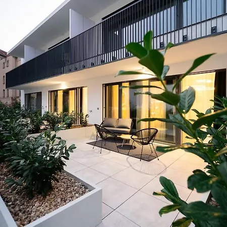 Garden Sauna Apartment