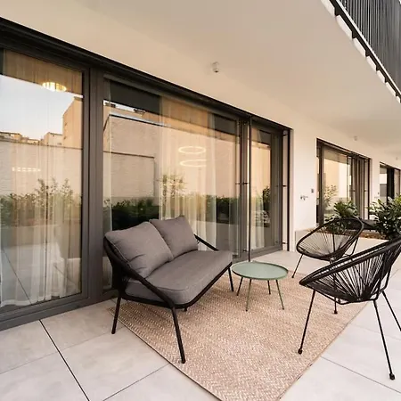Garden Sauna Apartment